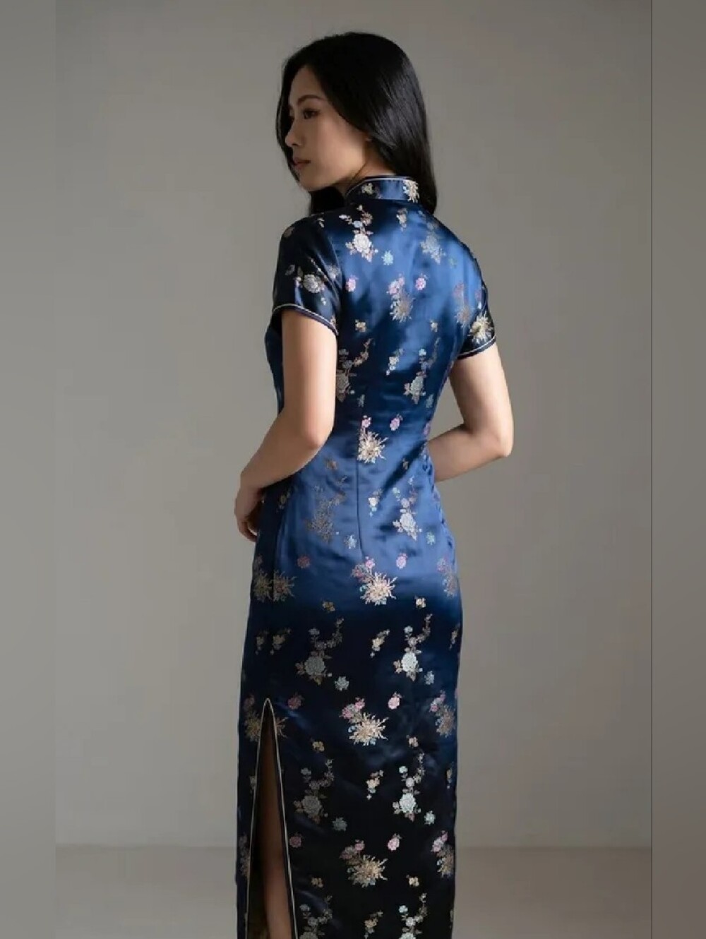 Black/Gold Dragon Authentic Asian Women's Komoto Gown Chinese Size 42 (12-14) - Picture 3 of 4